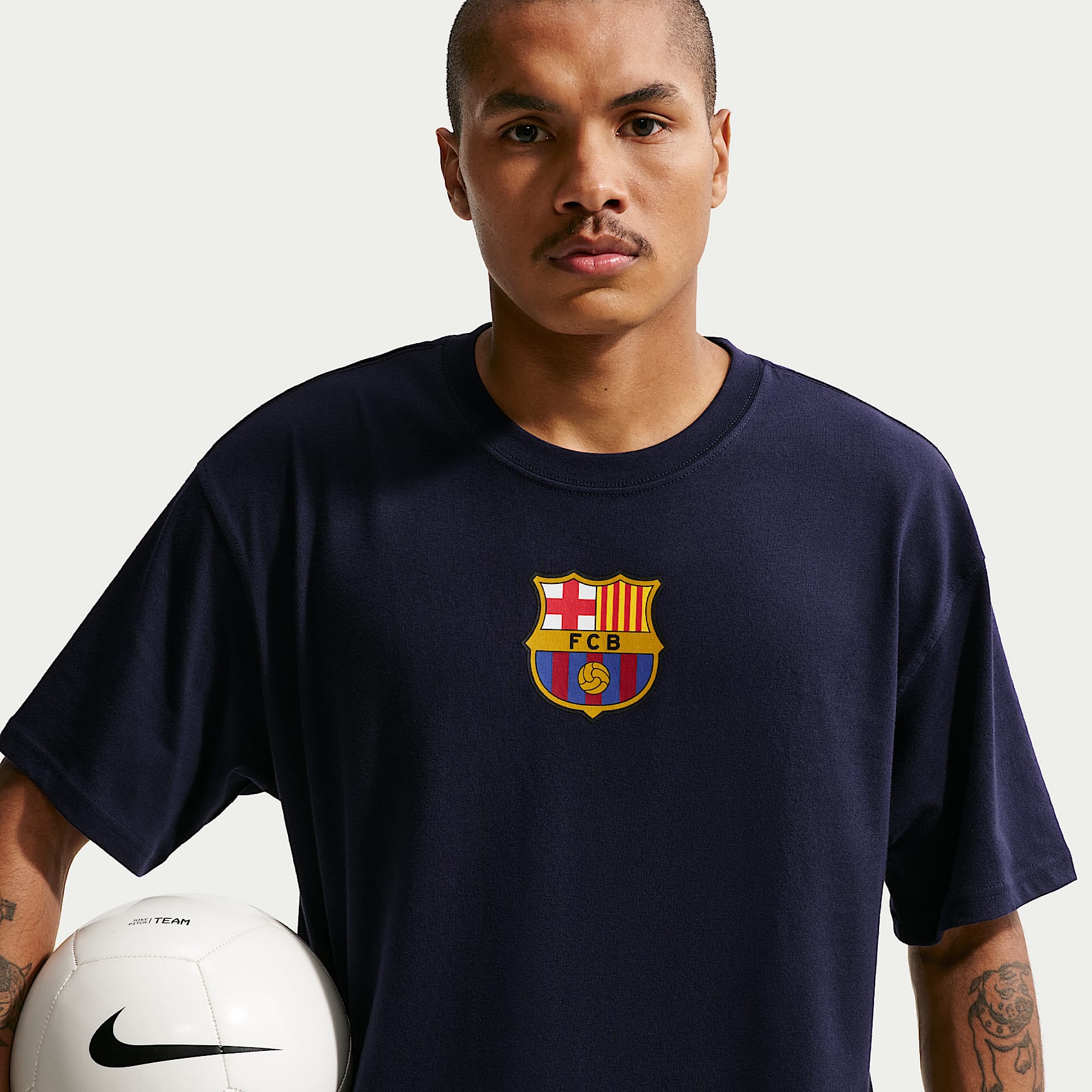 FC Barcelona Men's Nike Soccer T-Shirt. Nike.com